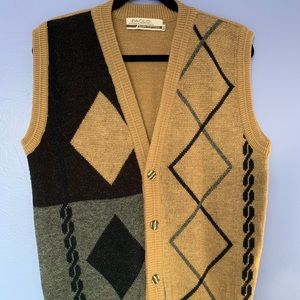 Men’s Brown Argyle Funky Sweater Vest Vintage
